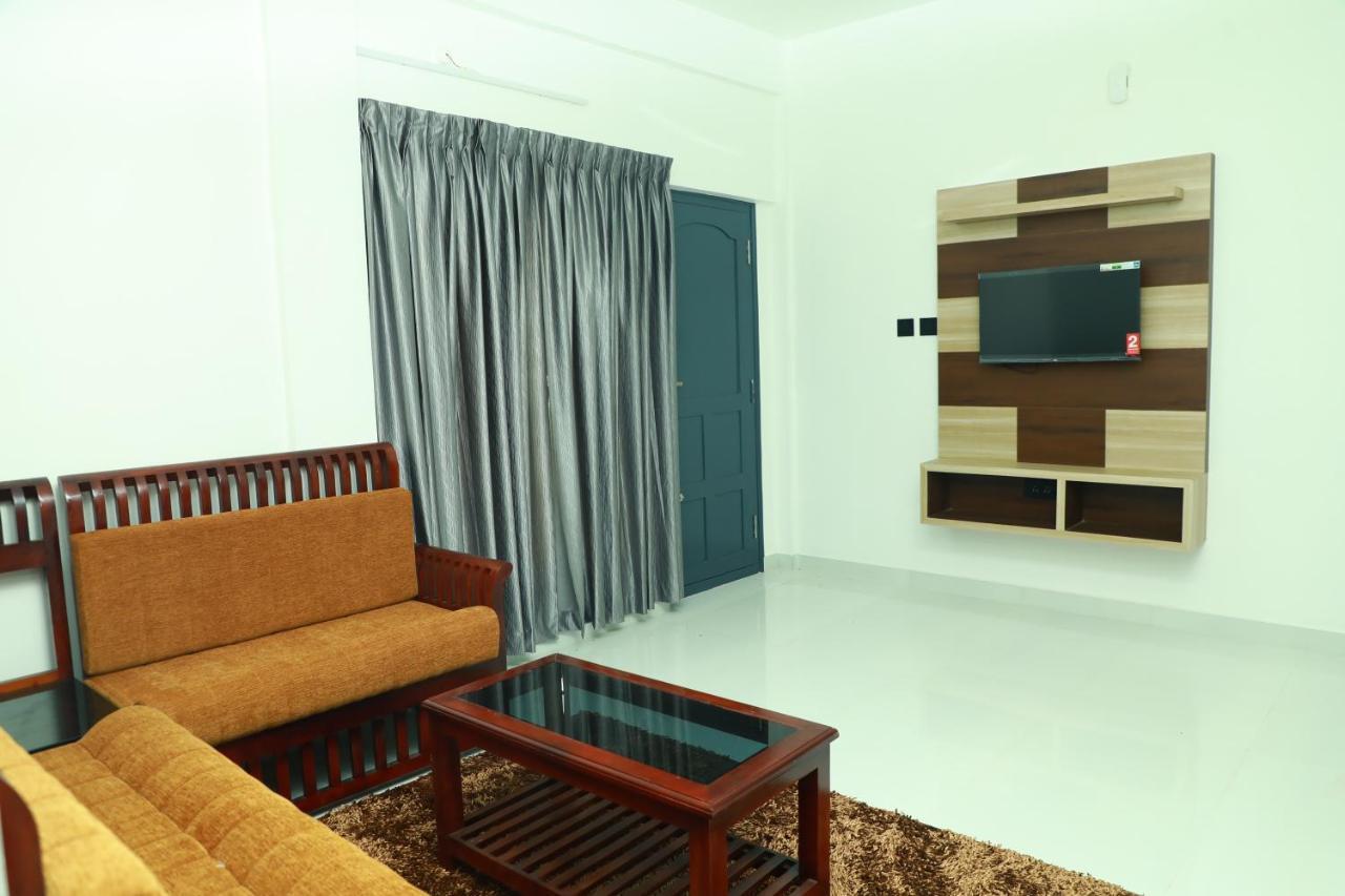 Achoos Residency Hotel Tiruvalla Ngoại thất bức ảnh
